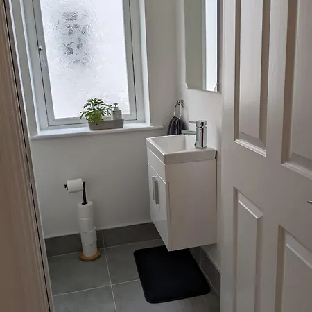 Modern Duplex 10 Minutes Walk From Centre Апартаменты